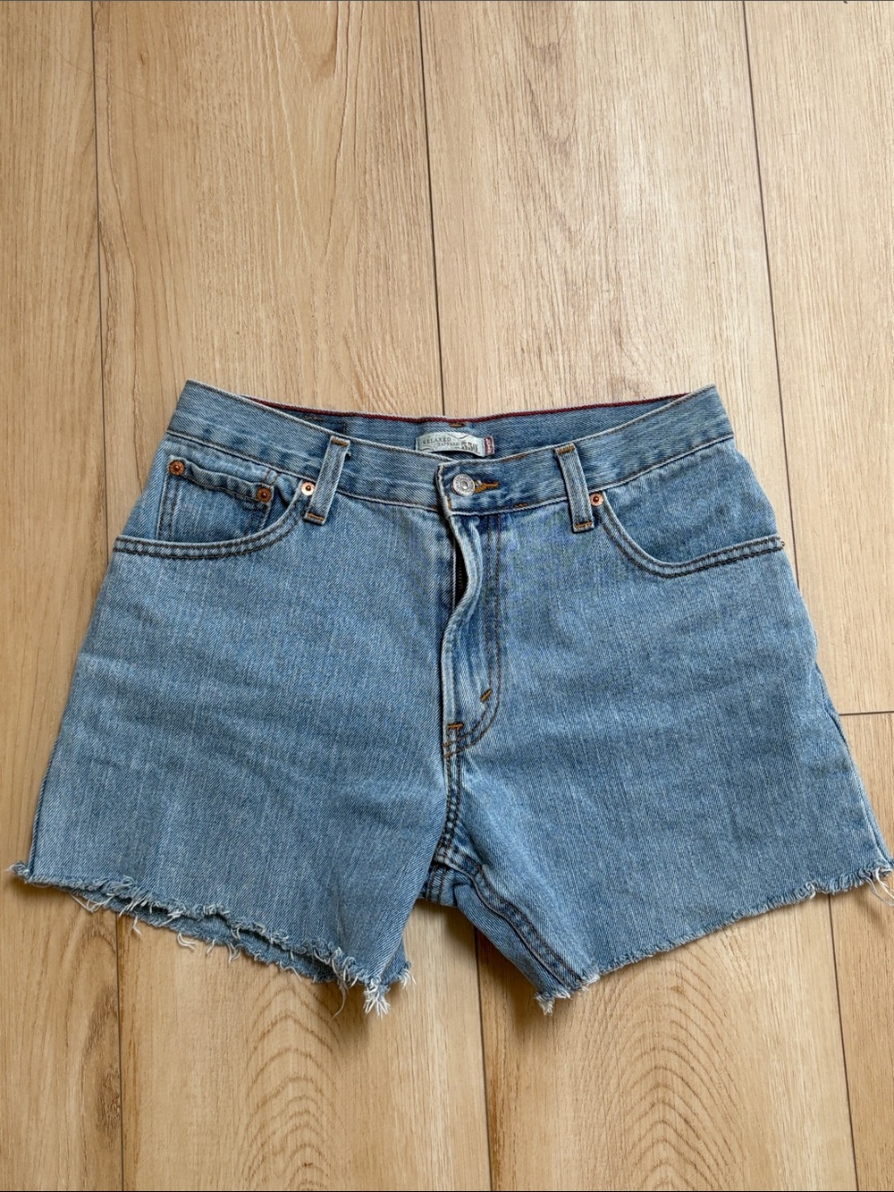 Vintage Levi’s 550 shorts